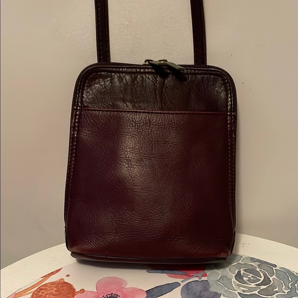 Elegant Brown Leather Men's Bag